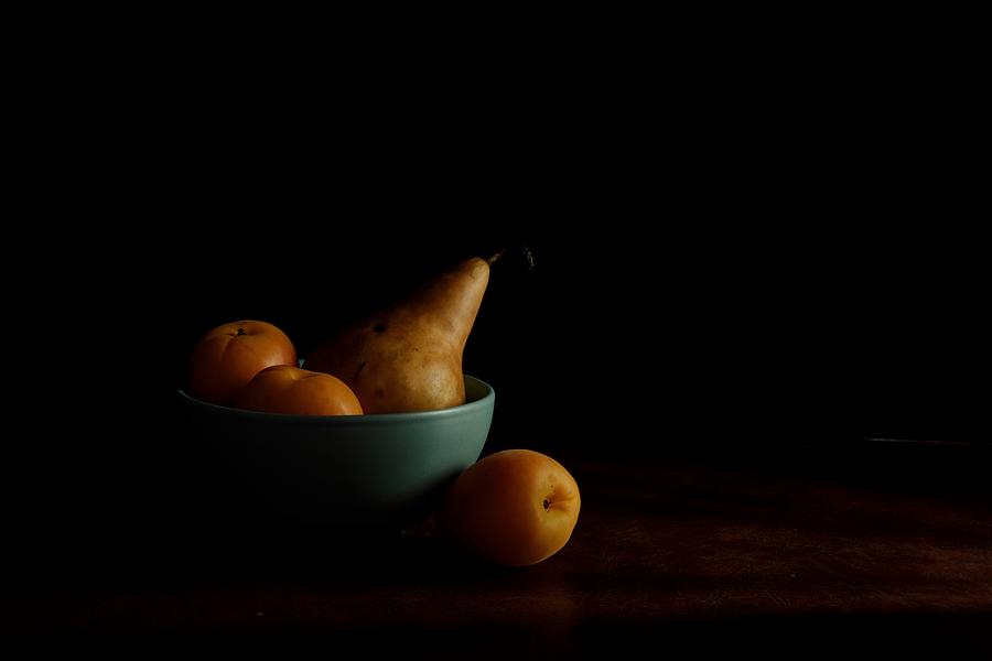Pear And Apricots Photograph by Mark Fuller