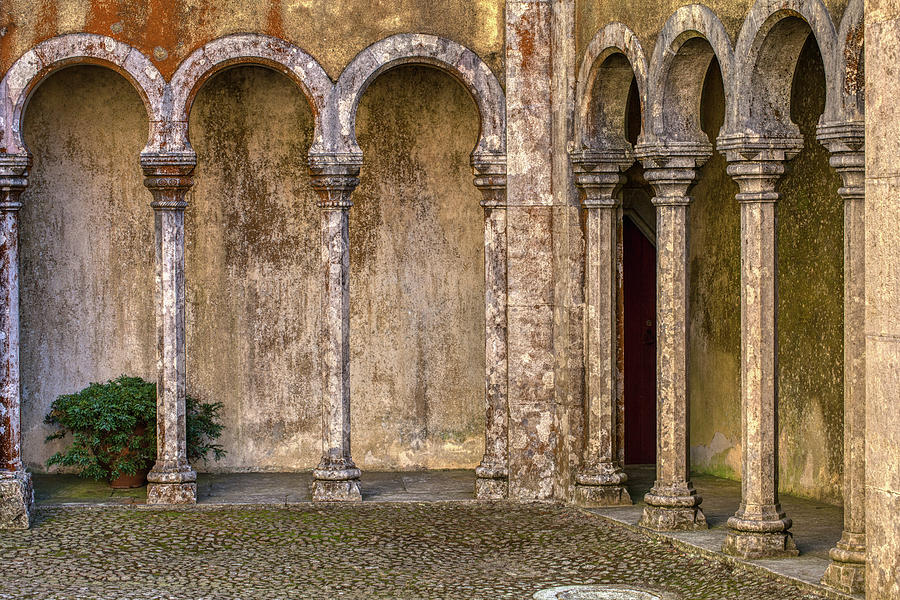 Penna Palace Courtyard Photograph by David Letts
