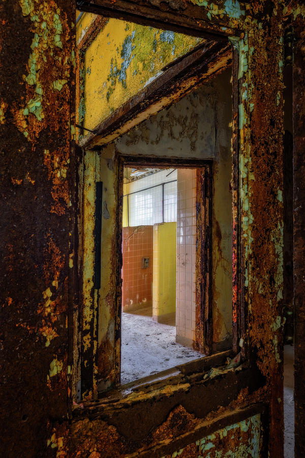 Pennhurst Photograph - Pennhurst Asylum Door View by Susan Candelario
