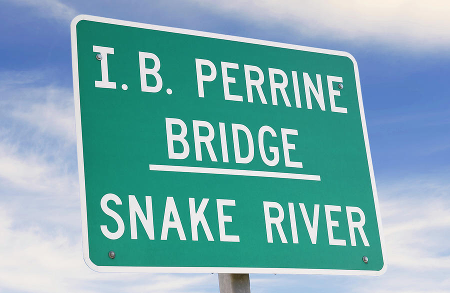 Perrine Bridge Over Snake River Idaho Photograph by Bob Pardue