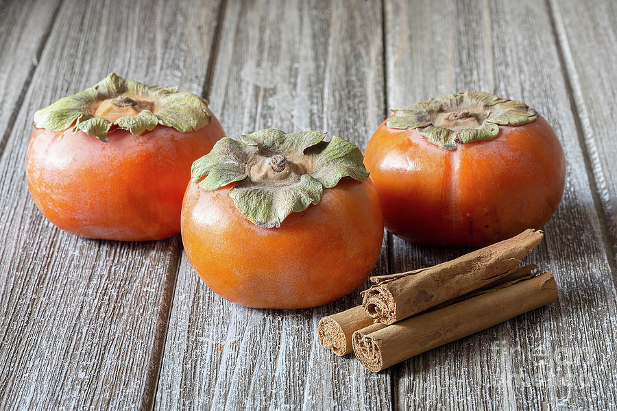 Still Life Photograph - Persimmons with Cinnamon by Elisabeth Lucas