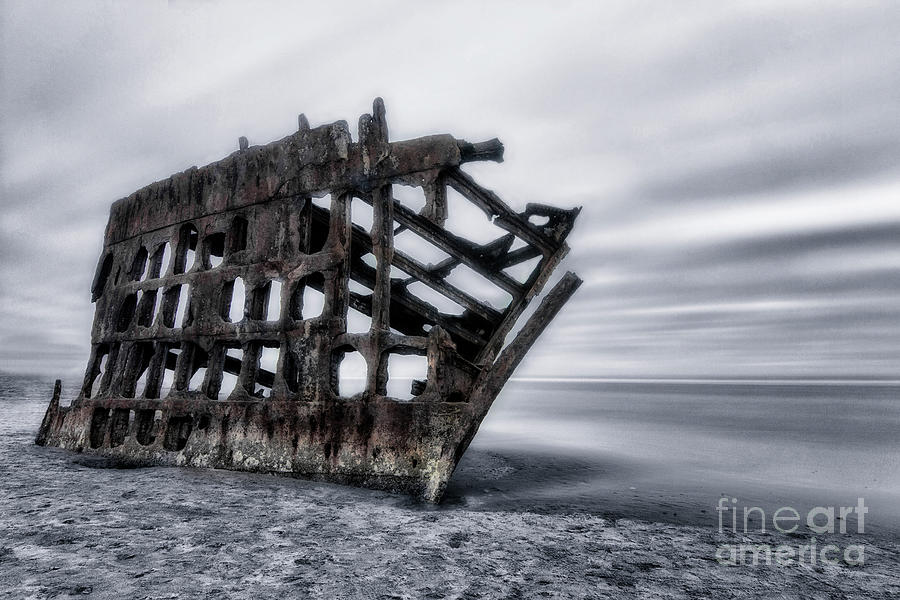 Peter Iredale Photograph