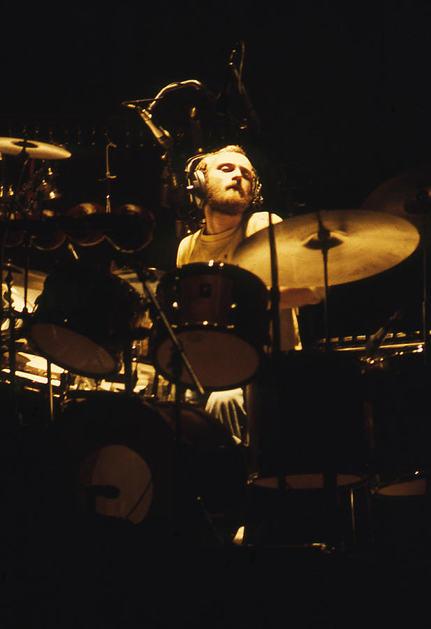 Phil Collins Photograph - Phil Collins, 1975 by Dan Cuny