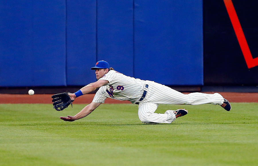 Philadelphia Phillies v New York Mets Photograph by Jim McIsaac Philadelphia Phillies v New York Mets Photograph by Jim McIsaac