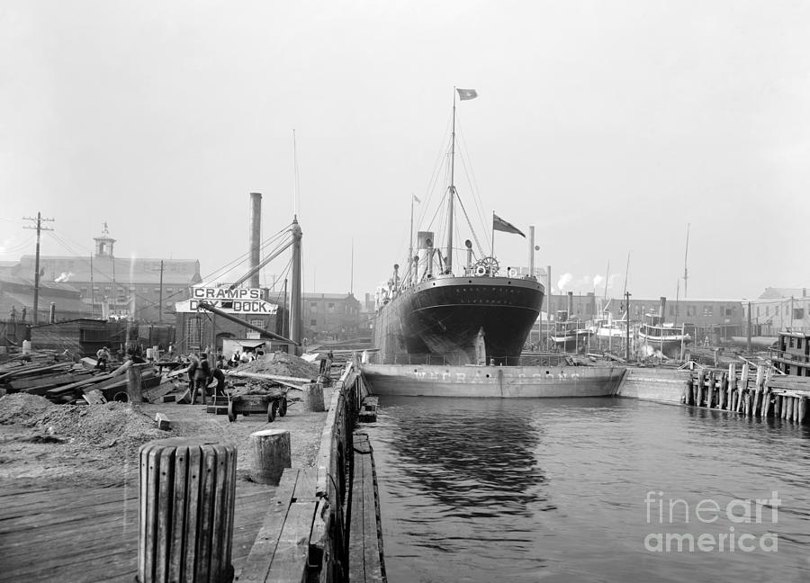 Philadelphia Photograph - Philadelphia Shipyard, 1900 by Granger