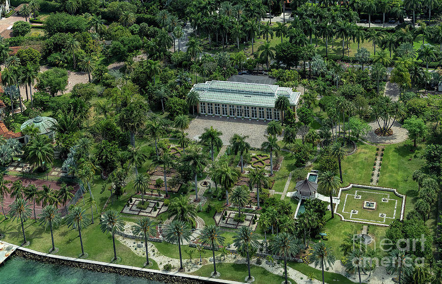 Phillip Frosts Conservatory at 21 Star Island Dr Miami Beach Aerial View Photograph by David Oppenheimer