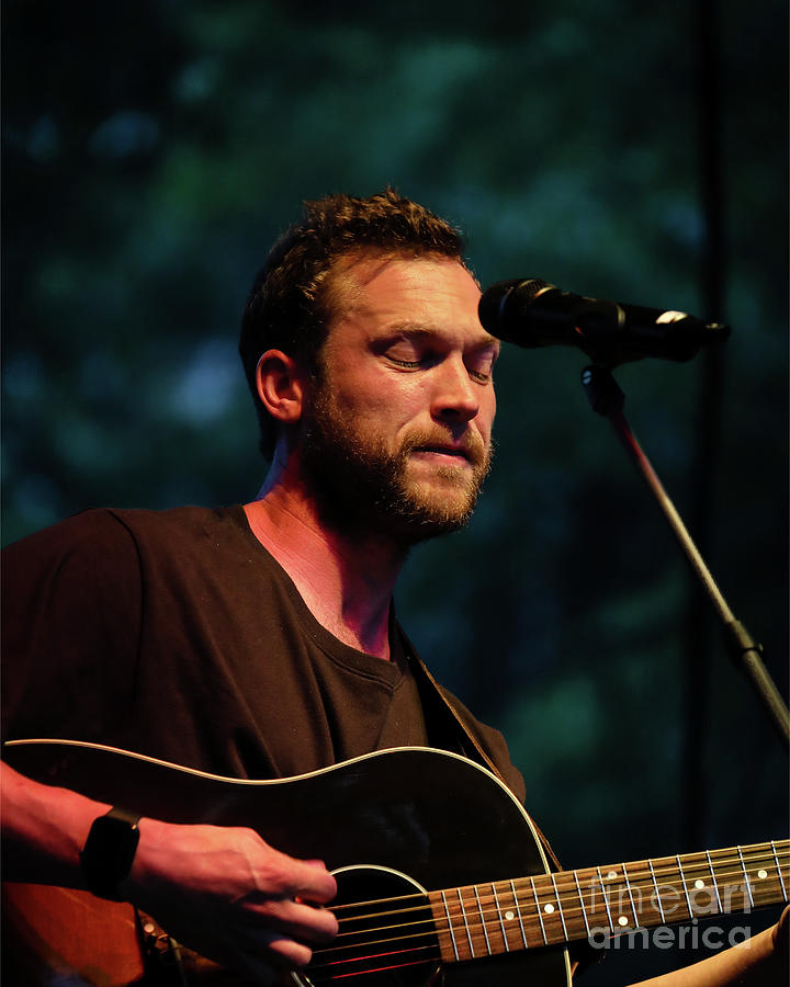 Phillip Phillips Performing Ix Photograph By Robert Yaeger Fine Art America