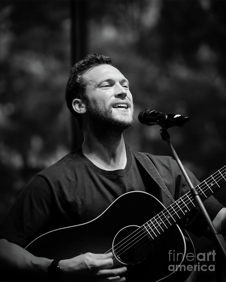 Phillip Phillips Performing XVI Photograph by Robert Yaeger - Fine Art ...