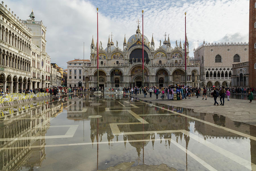 Piazza San Marco Photograph by John Daly