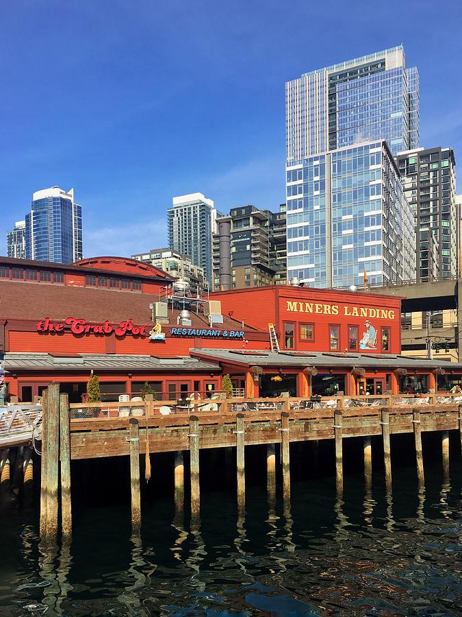 Pier 57 Seattle Waterfront Photograph by Jerry Abbott
