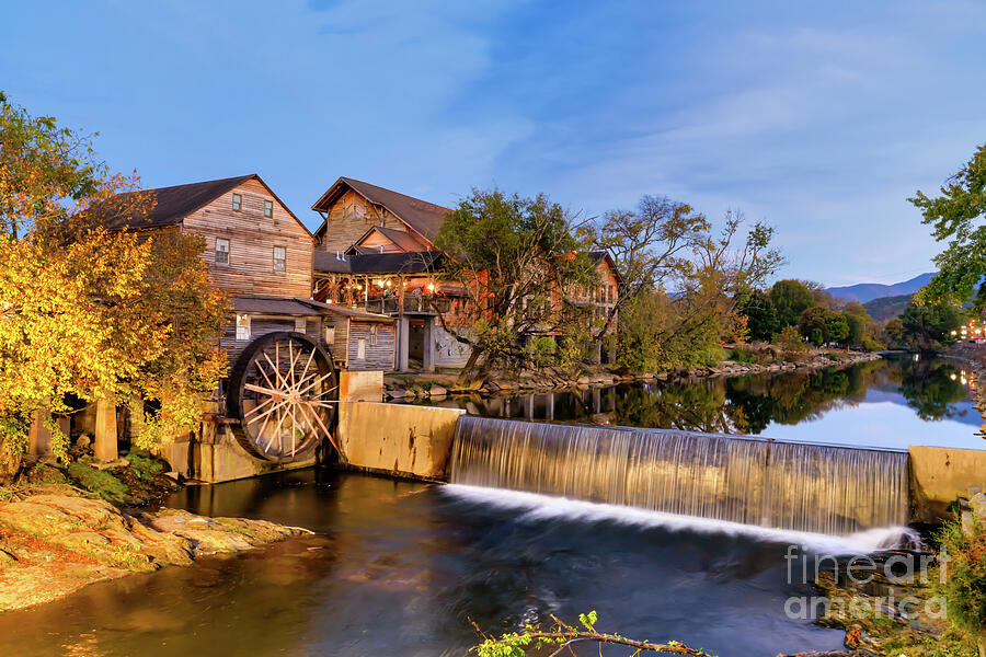 Pigeon Forge Mill After Dark Photograph by Bee Creek Photography - Tod ...