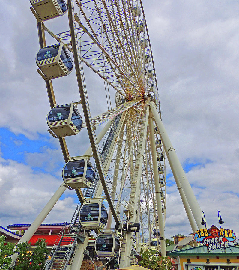 top 101+ Pictures how tall is the ferris wheel in pigeon forge Excellent