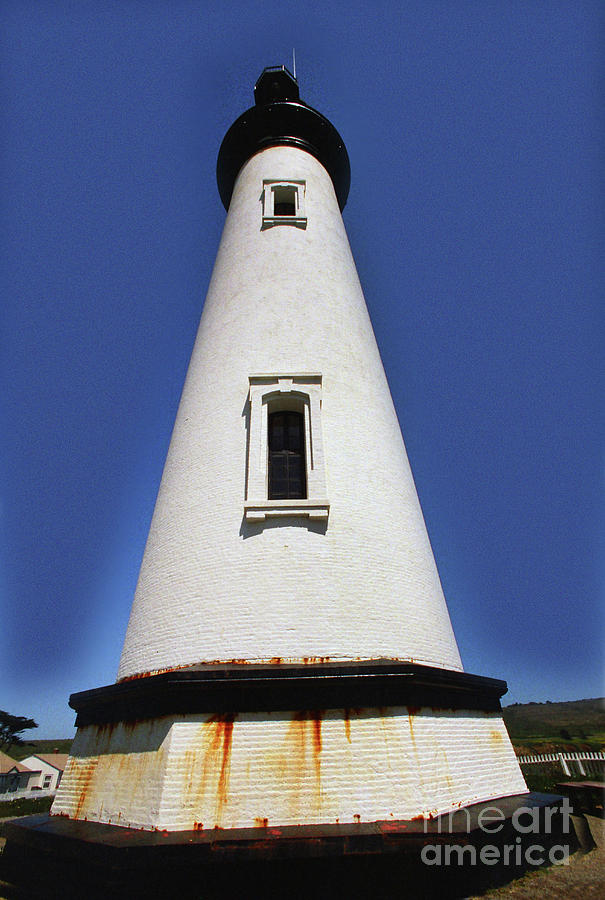Pigeon Point Lighthouse Photograph - Pigeon Point Lighthouse, California Circa 1999 by Monterey County Historical Society