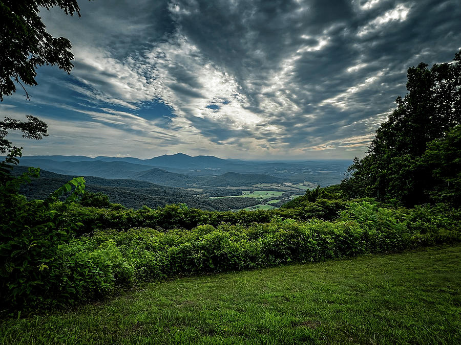 Pine Spur Overlook - HDR Photograph by Deb Beausoleil
