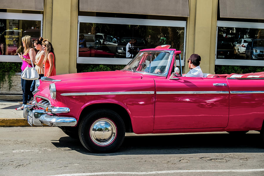 Pink car, Havana. Cuba. Photograph by Lie Yim