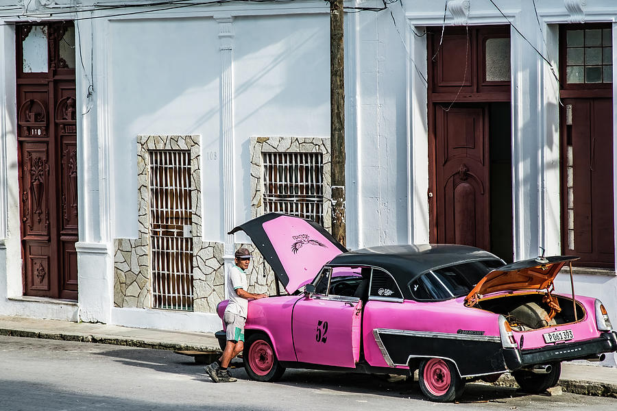 Pinky car waiting for... Havana. Cuba Photograph by Lie Yim