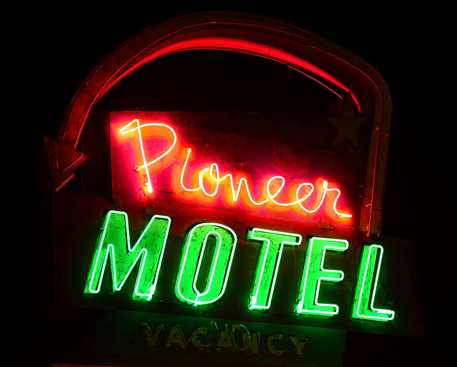 Pioneer Motel Neon Photograph by Joe Dickens - Fine Art America