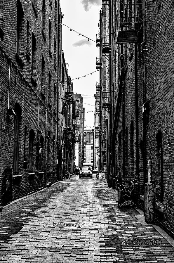 Pioneer Square Alley Photograph by Frank Winters