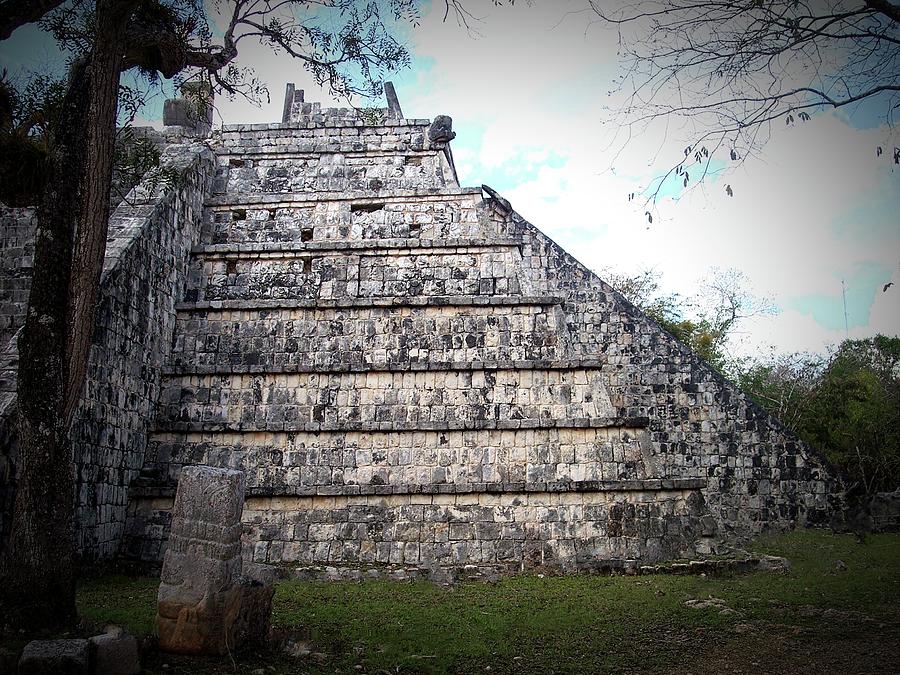 Piramide Menor by Kimberly-Ann Talbert Piramide Menor by Kimberly-Ann Talbert