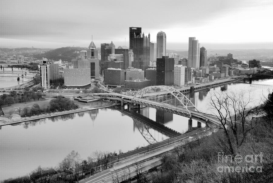 Pittsburgh Pennsyvania December 2021 Sunrise Black And White Photograph by Adam Jewell