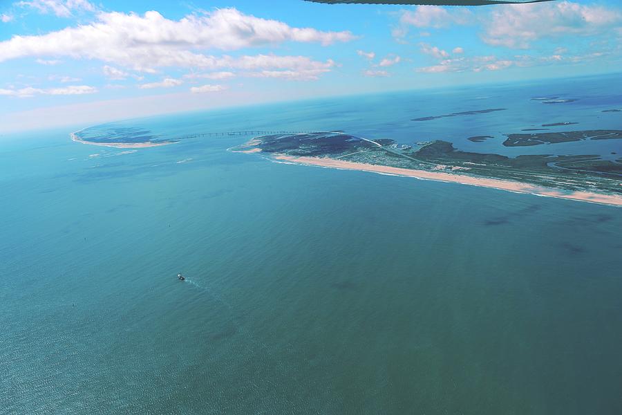 Place and outdoor-Atlantic Ocean in North Carolina Photograph by Siyano ...