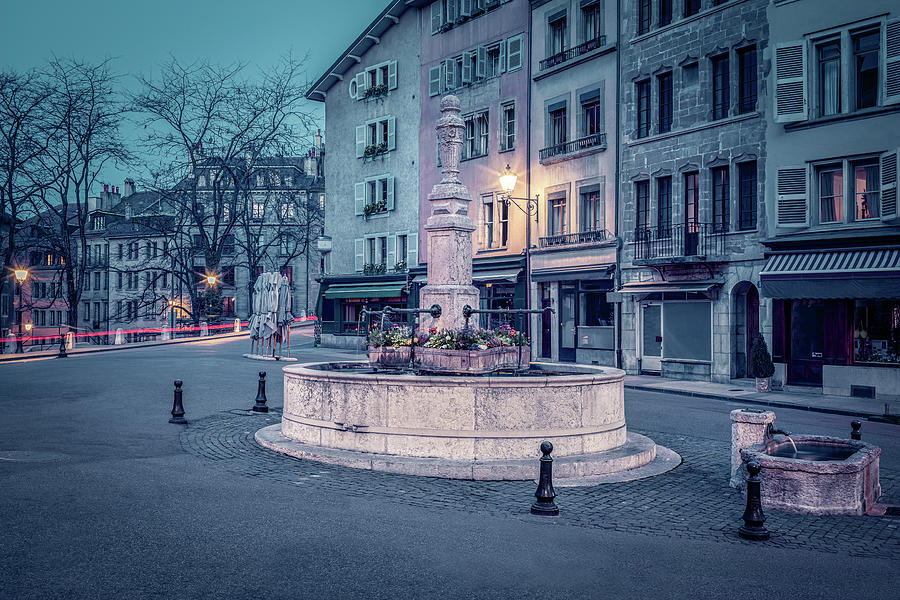 Place du Bourg-de-Four in Geneva Old town at night Photograph by Benoit Bruchez
