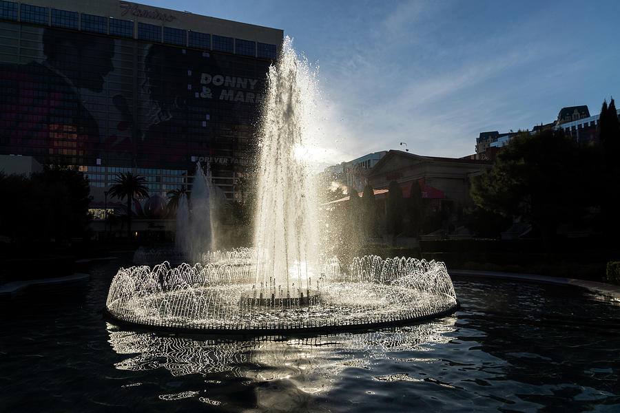 Viva Las Vegas Photograph - Platinum and Diamonds - Brilliantly Sunlit Las Vegas Fountain by Georgia Mizuleva