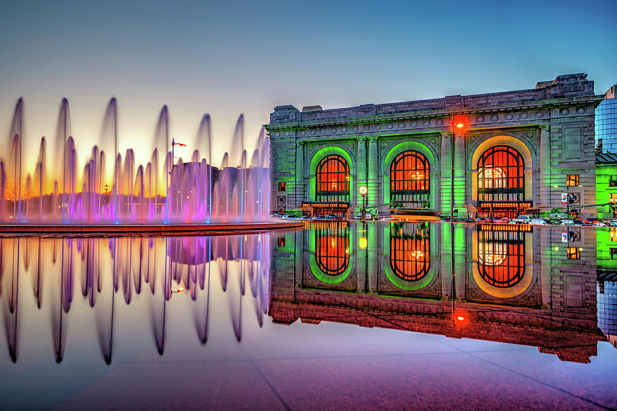 Playful Fountains At Union Station - Kansas City Sunset Photograph by ...