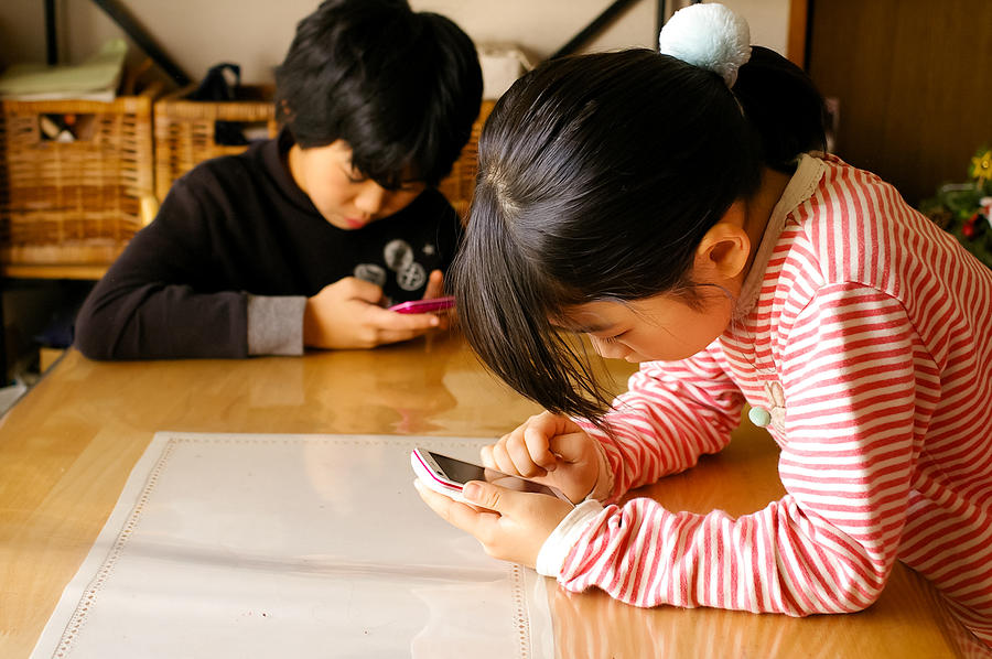 Playing games Photograph by Akiko Aoki