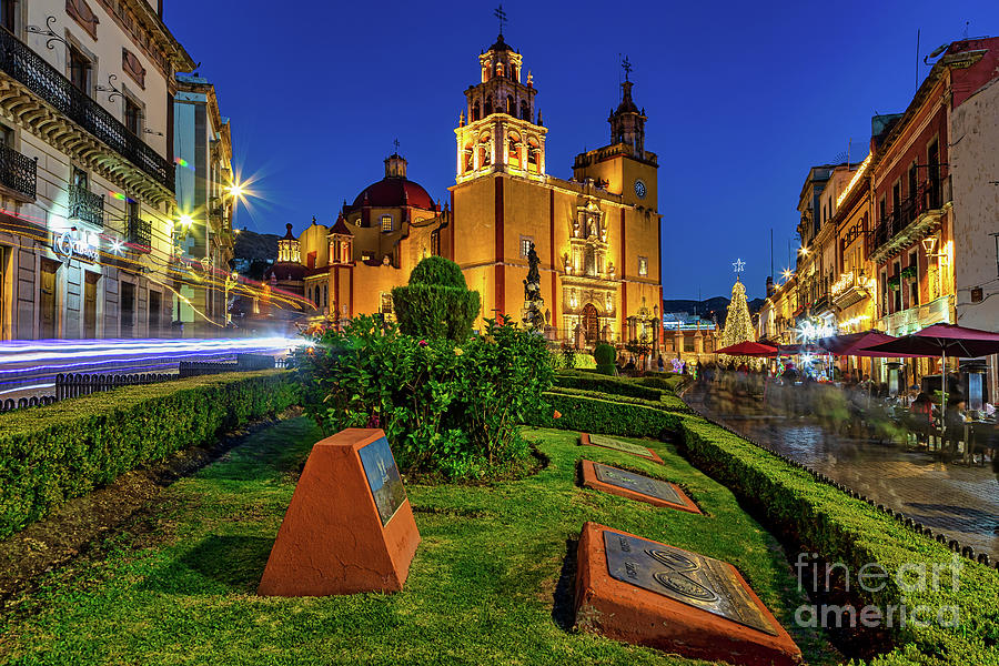 Plaza de la Paz in Guanajuato, Mexico Photograph by Sam Antonio