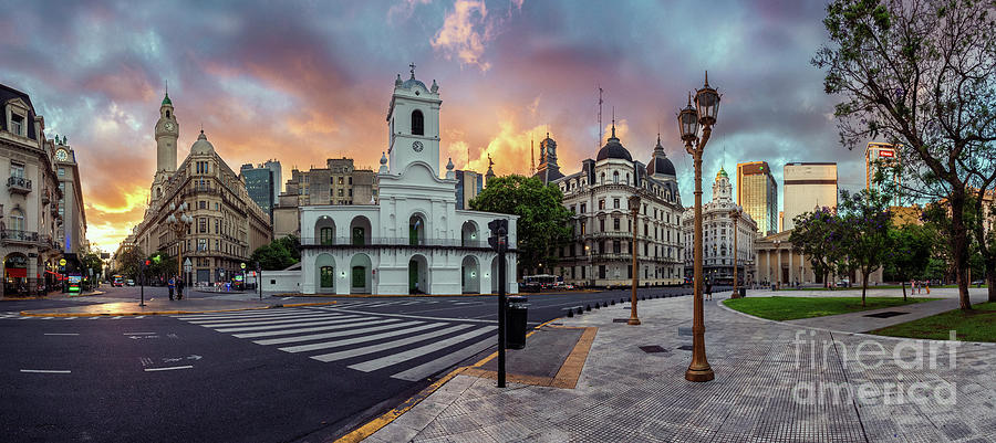 Plaza de Mayo 004 Photograph by Bernardo Galmarini