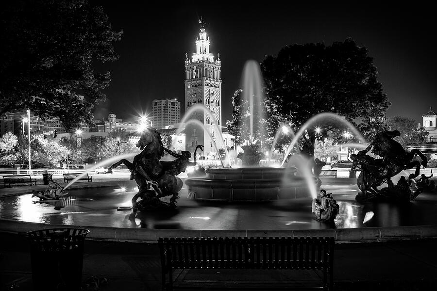 Kansas City Photograph - Plaza Fountain Black and White by Steven Bateson