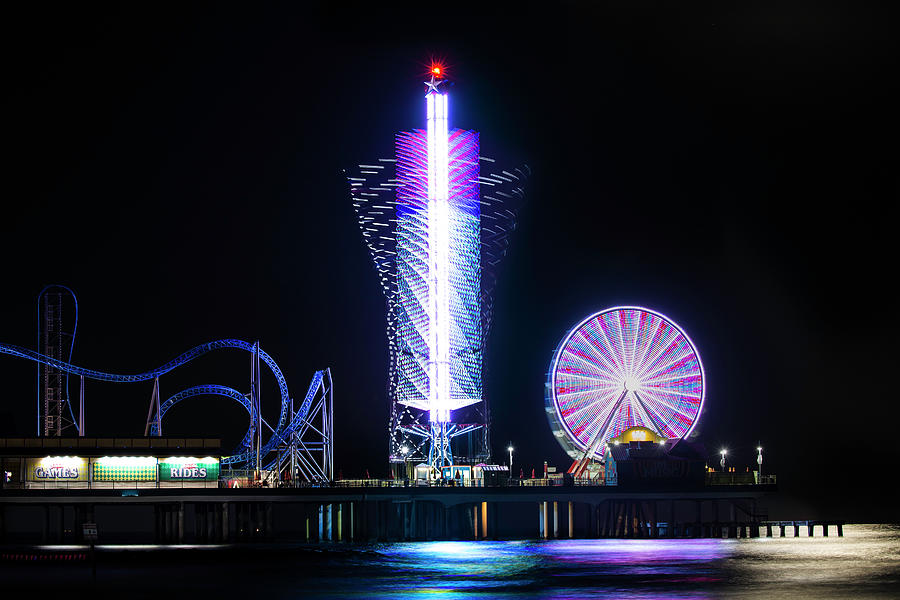 Pleasure Pier Rides Photograph by Mike Harlan - Fine Art America