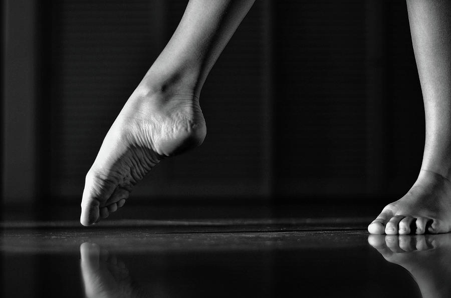 Pointe Photograph by Laura Fasulo