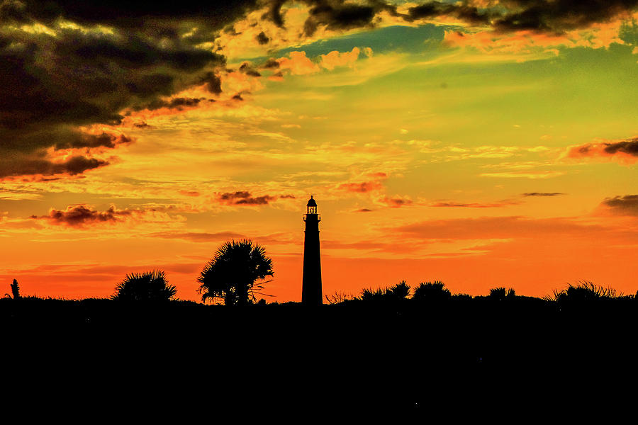 Sunset Photograph - Ponce Inlet Lighthouse Sunset by Mike Thomas