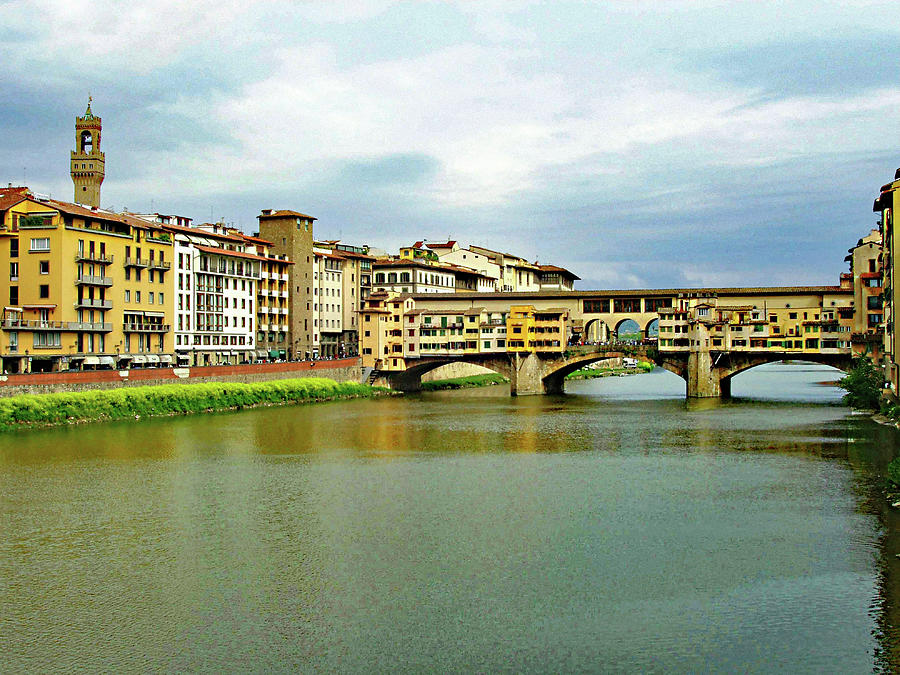 Ponte Vecchio 1 Photograph by Ellen Henneke