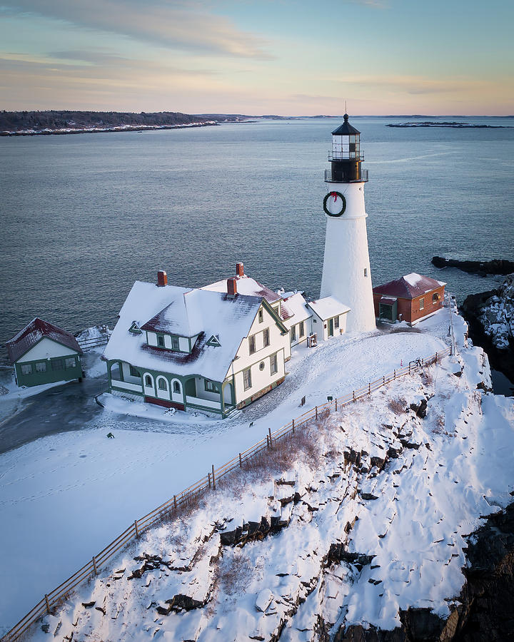Portland Head Light Christmas Eve Photograph by Colin Chase