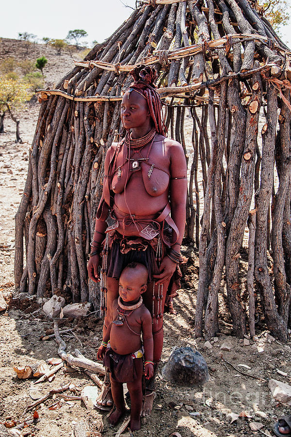 by　and　Photograph　Portrait　Alexander　Woman　Pixels　of　McAllan　Himba　Child