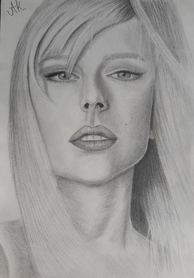 taylor swift drawings in pencil easy