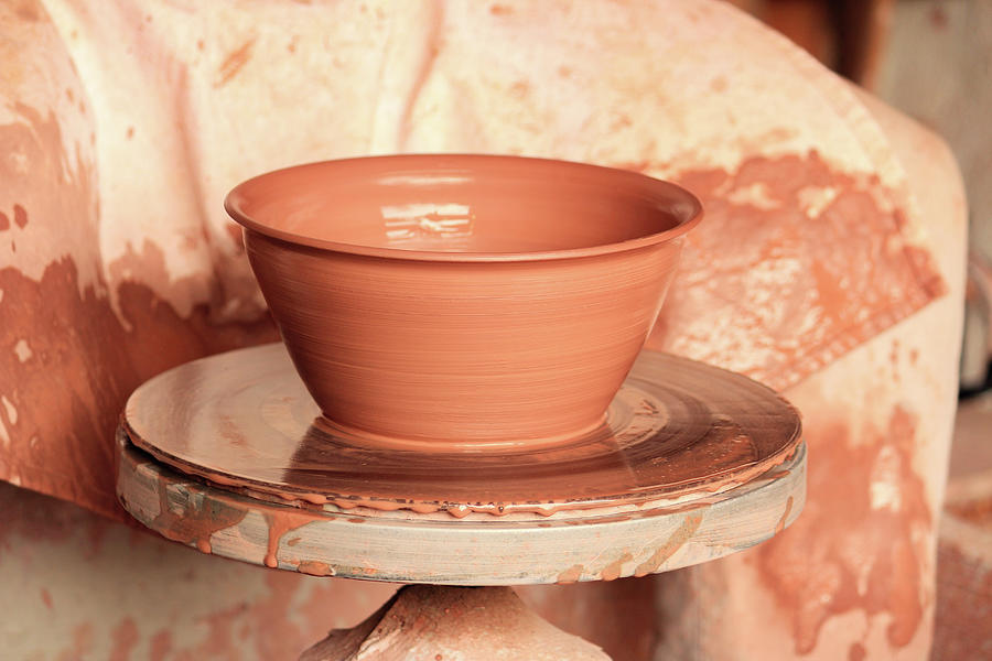 Pottery Bowl Photograph by Cindy Robinson