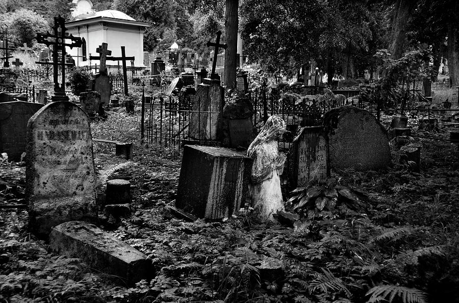 Black And White Photograph - Praying statue in the old cemetery BW by RicardMN Photography