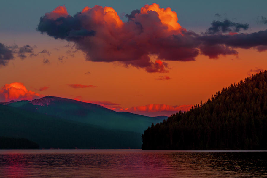 Sunset Photograph - Priest Lake Serenity by David Patterson