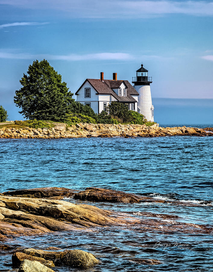 Lighthouse Photograph - Prospect Point Lighthouse by George Moore