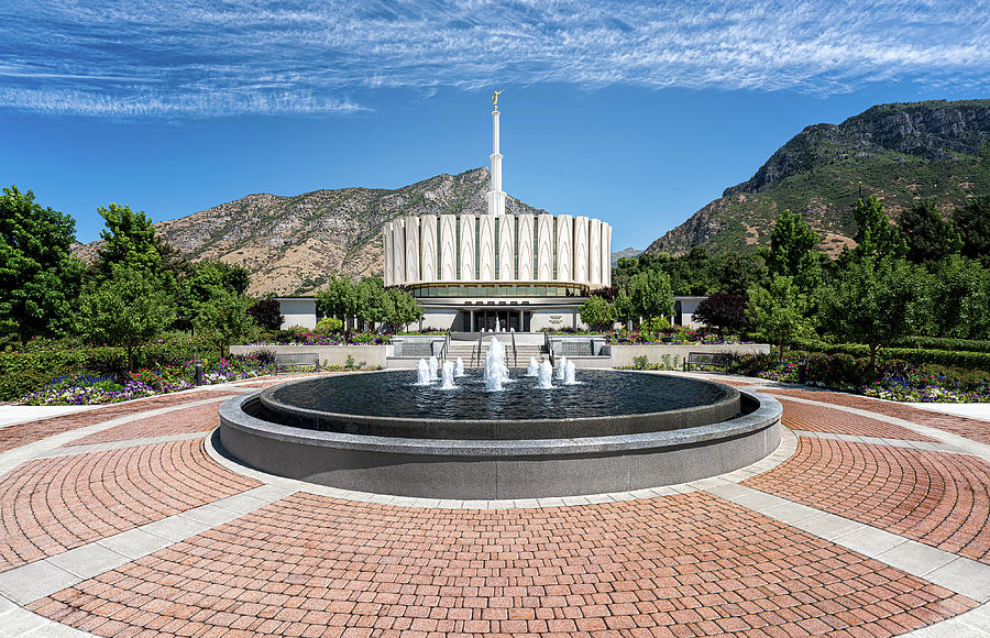 Provo Mormon Temple Photograph by Dave Koch