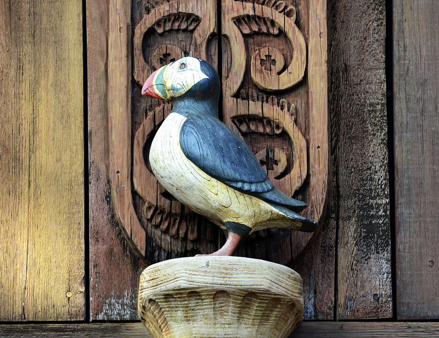 Puffer Penguin wood carving Photograph by David Lee Thompson
