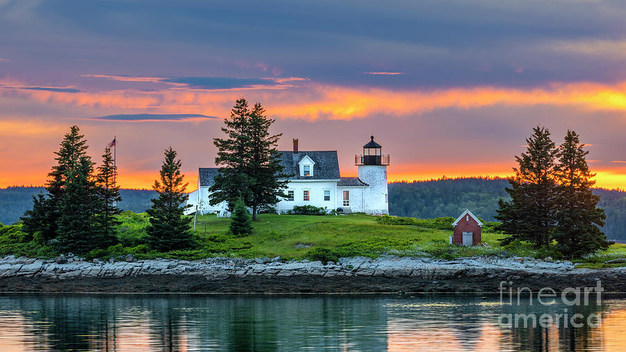 Pumpkin Island Lighthouse Sunset Photograph by Craig Shaknis