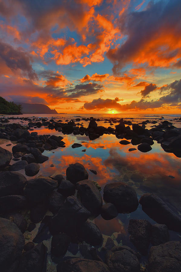 Puu Poa Beach Sunset  Reflections  Photograph by Stephen Vecchiotti