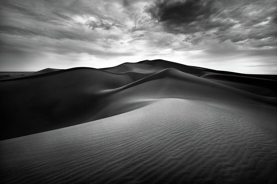 Pattern Photograph - Pyramids of Sand by Alexander Kunz