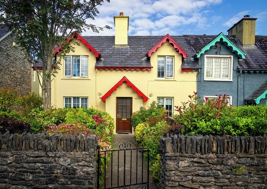 Quaint Irish Cottage Photograph by Carolyn Derstine