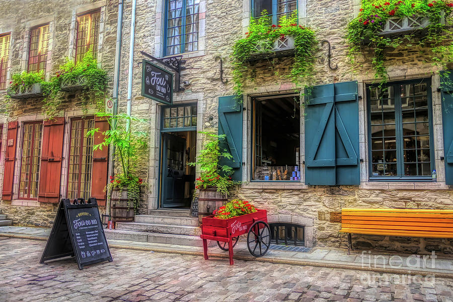 Quebec City Cafe Photograph by Amy Dundon